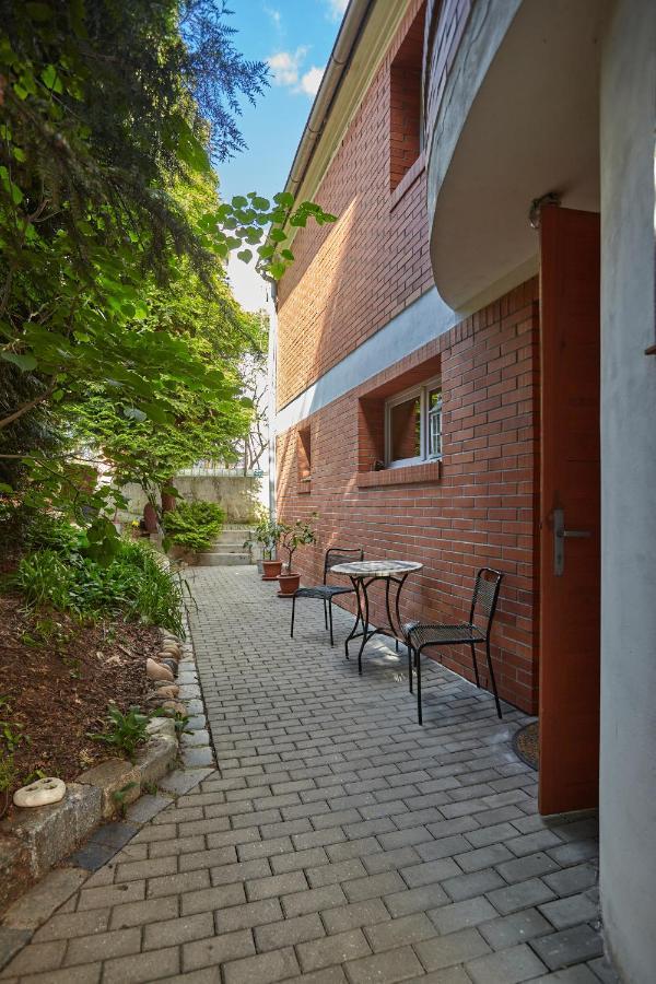 Villa In Bio Garden - You Will Save Money Here Praha Eksteriør bilde